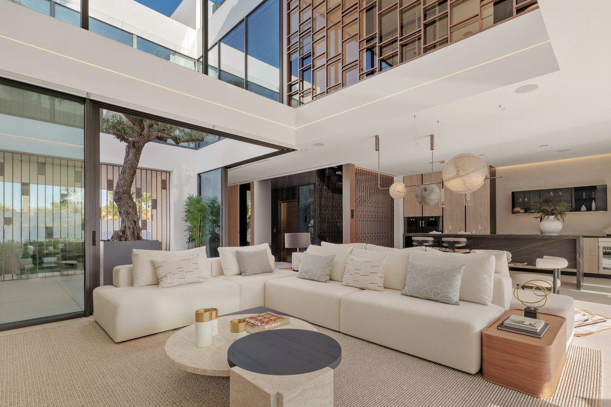 Milla de Oro, Marbella